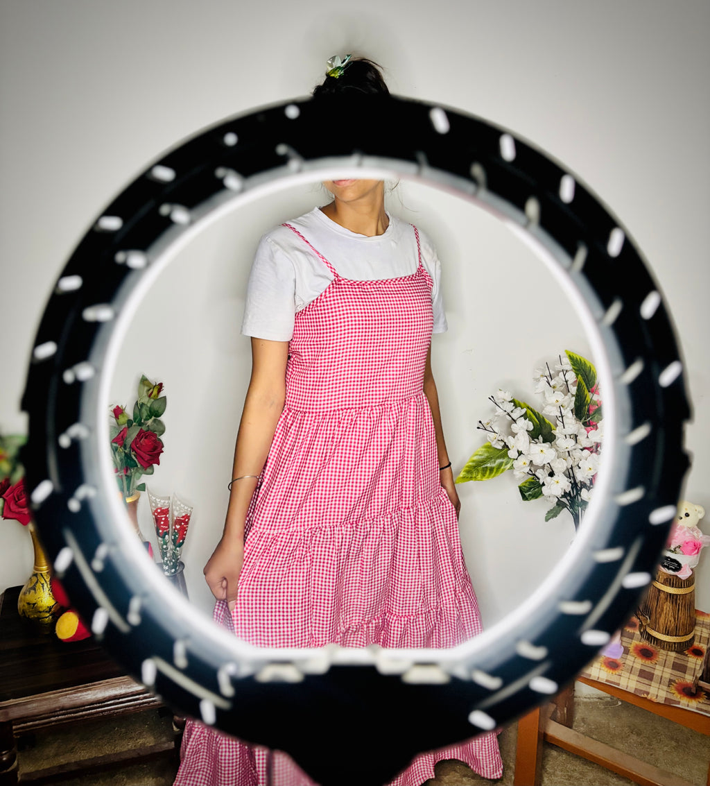 Gingham Tiered
Maxi Dress