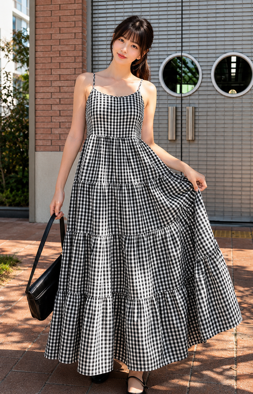 Gingham Tiered
Maxi Dress